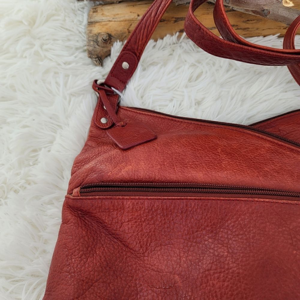 Levenger red crossbody leather purse - Picture 8 of 14